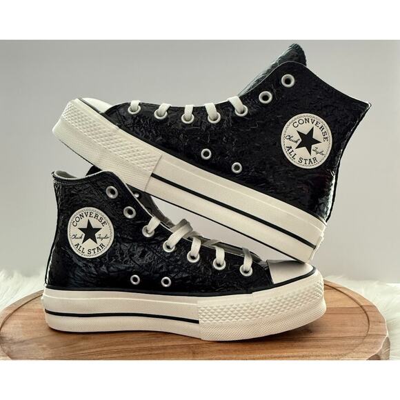 Converse Chuck Taylor Lift Platform Crinkled Leather Women's 7 Black A13384C - Picture 1 of 13